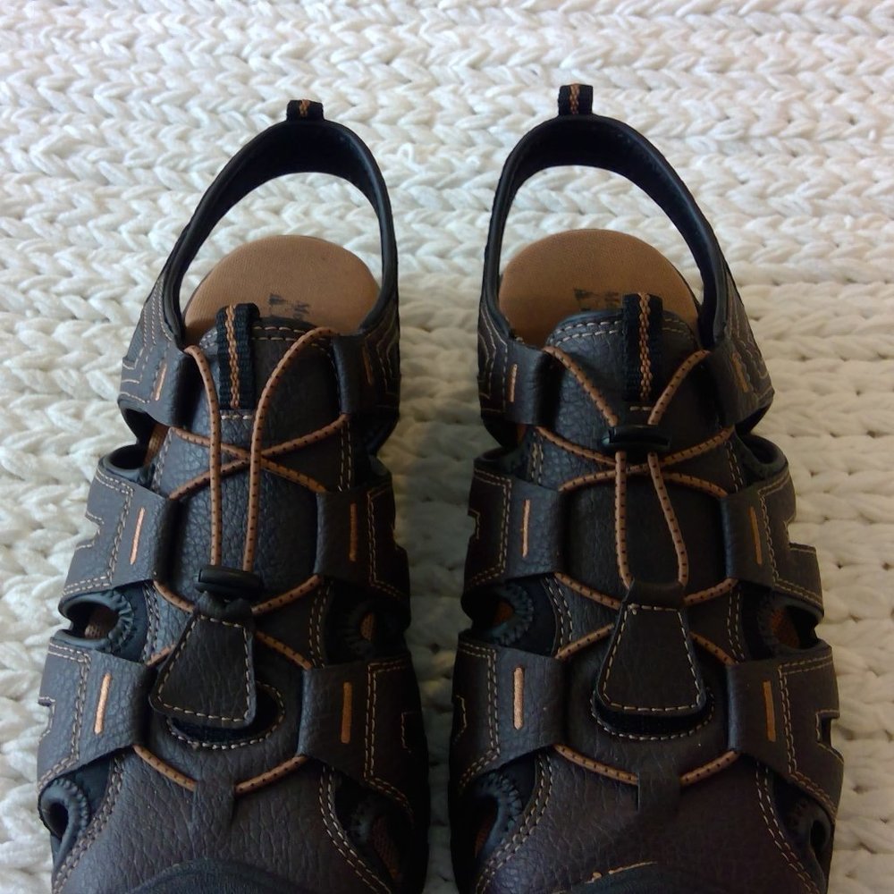 Men's Brown Closed-Toe Outdoor Fisherman Sandals - Casual Trail Comfort - Picture 6 of 9
